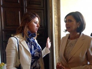 A dep. Renata Bueno e a Presidente Laura Boldrini na Emabixada do Brasil em Roma.