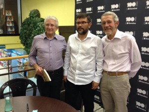 12006468_713056772160433_373755289422385117_o