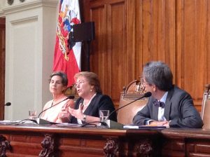 Isabel Allende, Michelle Bachelet, Rafael Dochao-Moreno, Embaixador da UE em Chile.