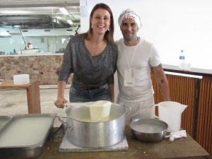 Com o queijeiro Alessandro Spennato