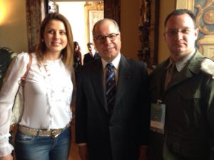 11181944_642724919193619_2804701403230394419_o