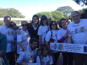 Eu com Fernando Biffignandi e os outros membros da Associação Cultural Itália-Porto Alegre