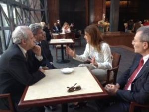 Em reunião com o presidente Comites, Claudio Melloni e o Vice-Presidente Aldo Lamorte junto a Stefano Casini.