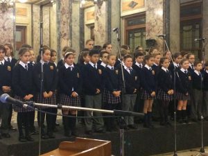 Apresentação das crianças da Escola Italiana de Montevidéu.