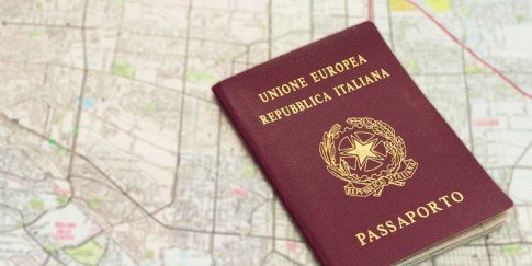 Passaporte e outros documentos