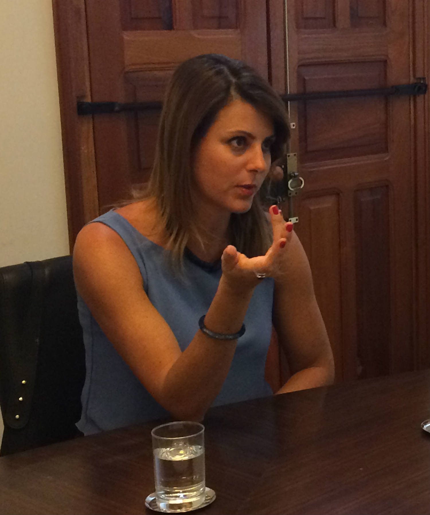 Aprovação de acordo entre Brasil e Itália para reconhecimento de carteira de motorista beneficia 70 mil pessoas, diz Renata Bueno