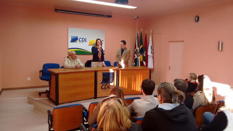 Convenção de Haia é tema de Palestra da Deputada Renata Bueno em Criciúma