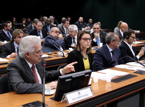 Conversão da carteira de motorista: Câmara aprova acordo entre Brasil e Itália