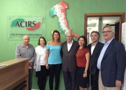 Deputada ítalo-brasileira Renata Bueno cumpre roteiro no RS