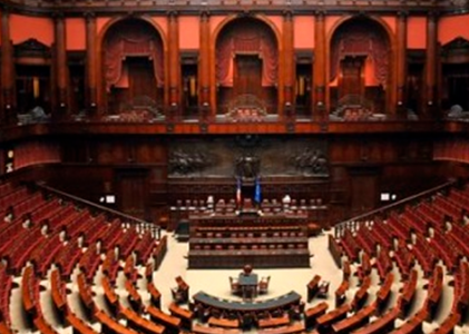 Ítalo-brasileiros voltam às urnas para decidir Redução Parlamentar Italiana