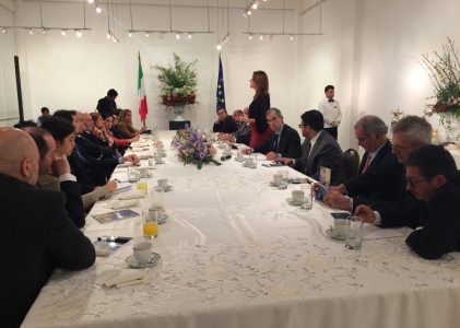 On Renata Bueno incontra la comunità italiana in Perù