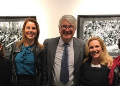 Renata Bueno madrina della mostra fotografica Luci e Ombre: Persone e luoghi del Sud Italia