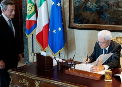 Queda do governo na Itália chama novas eleições