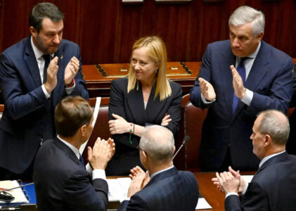 Discurso humano e cidadão marca o início do governo de Giorgia Meloni na Itália