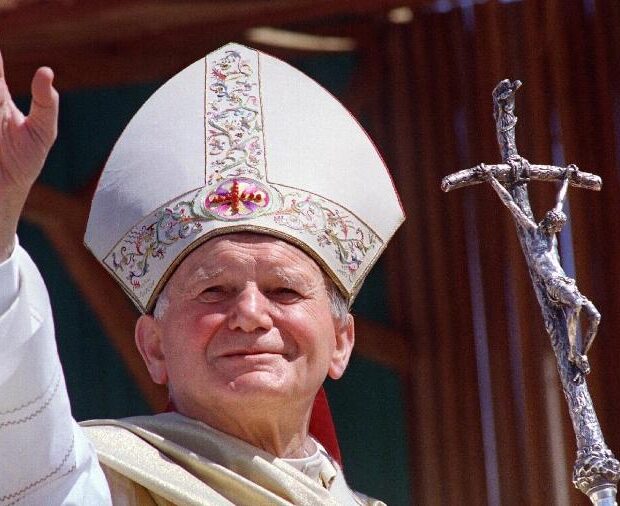 19 Anos sem Karol Wojtyla : Recordando o Legado de João Paulo II