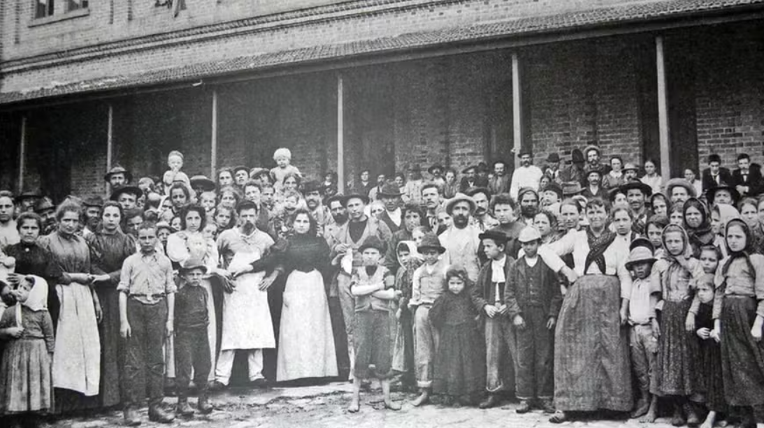 Renata Bueno destaca a importância da estreia do documentário que celebra os 150 anos da imigração italiana no Brasil